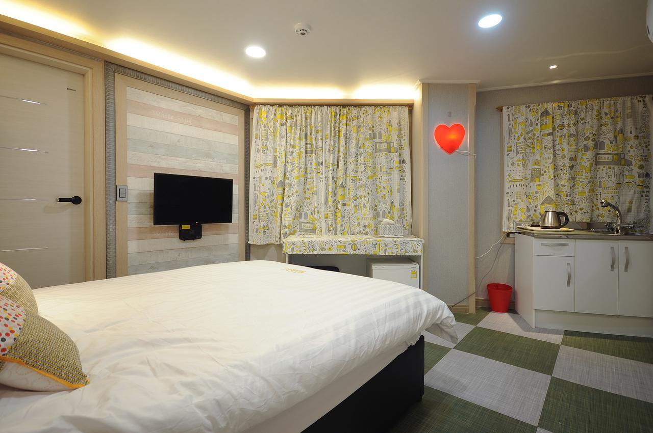 Family Hotel Bnb Busan Exterior photo