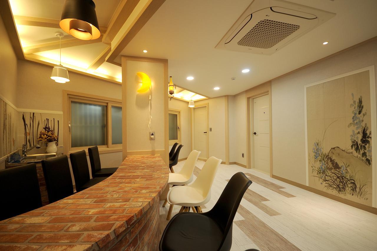 Family Hotel Bnb Busan Exterior photo